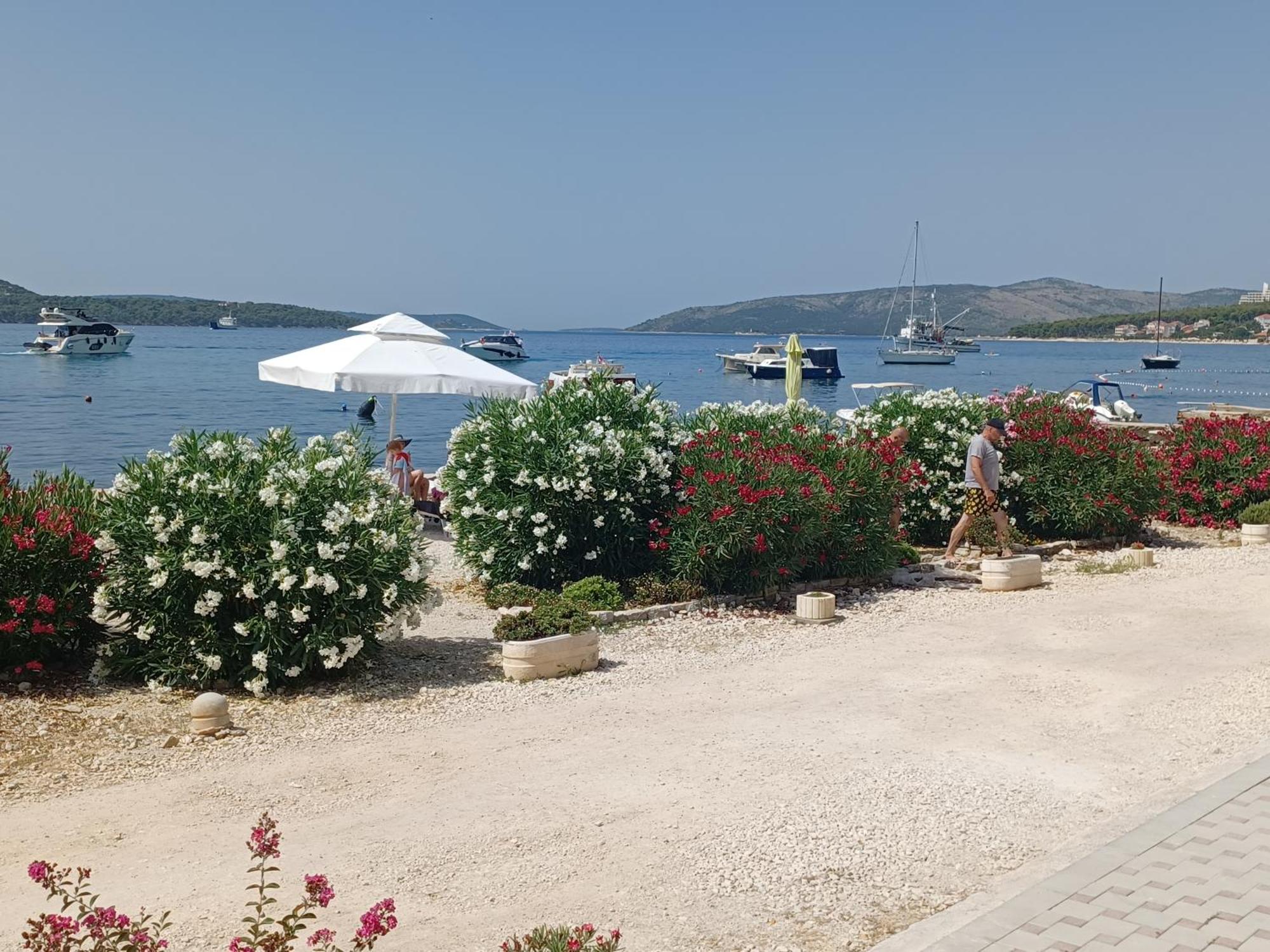 Apartments Amor Trogir Exterior foto