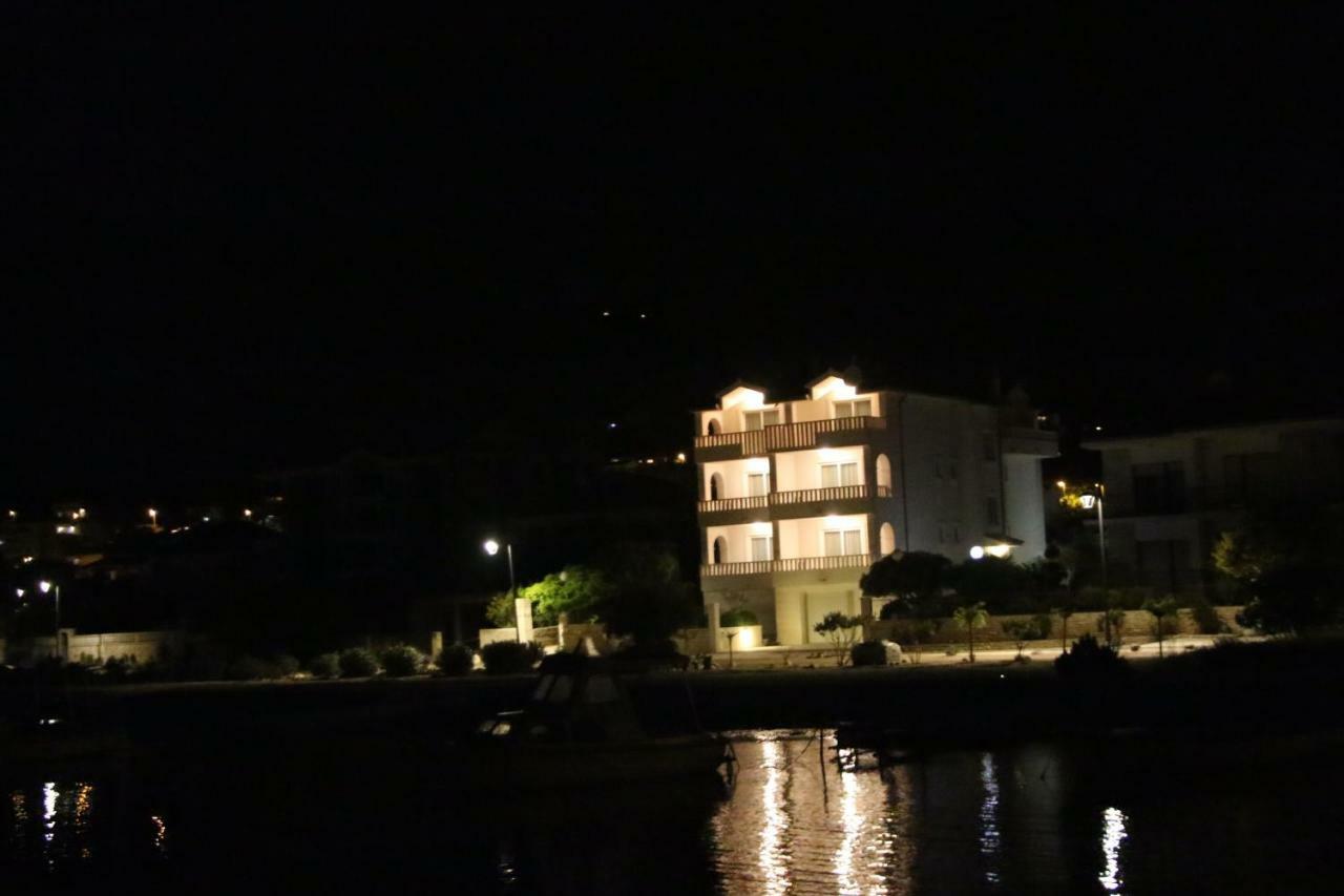 Apartments Amor Trogir Exterior foto
